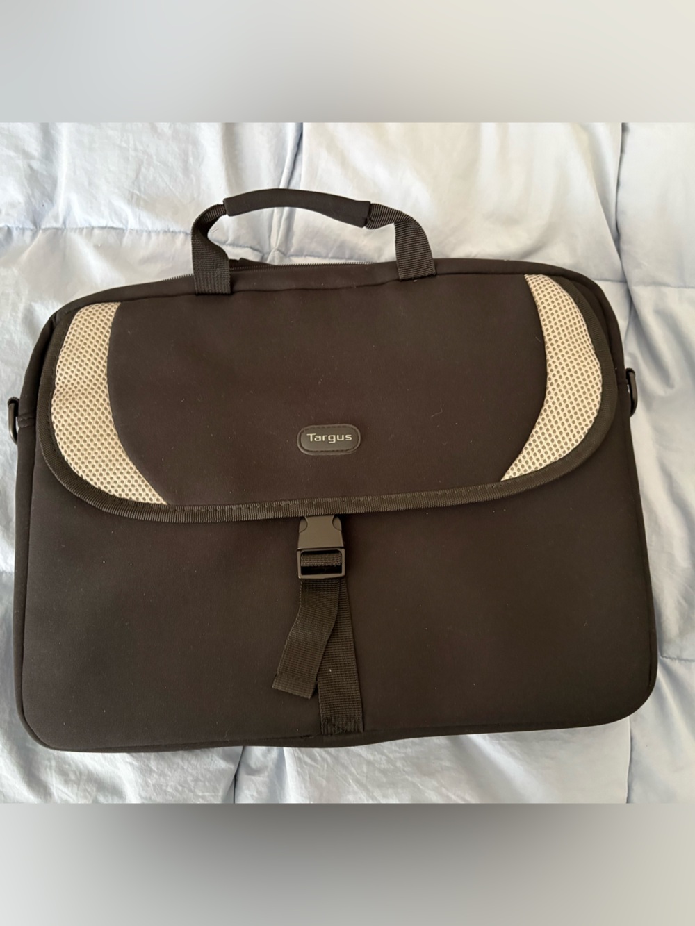 Targus Black Laptop Case with Beige Accent